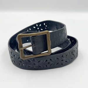 YMI Eyelet Size 7 Black Belt